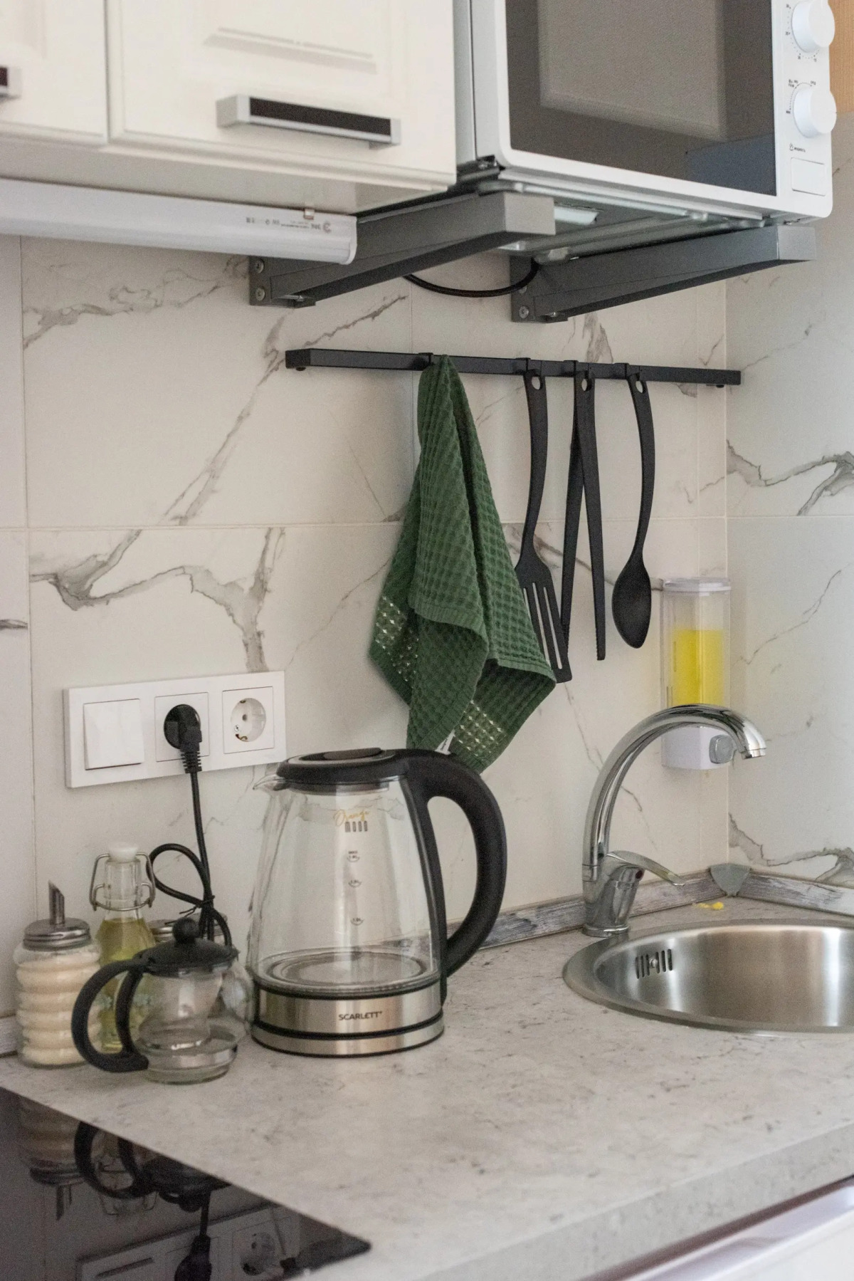 Студия с панорамными окнами