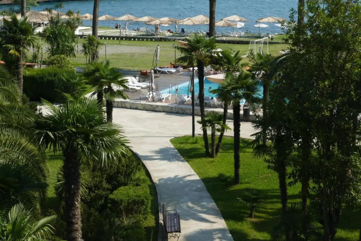 Отель Абаата