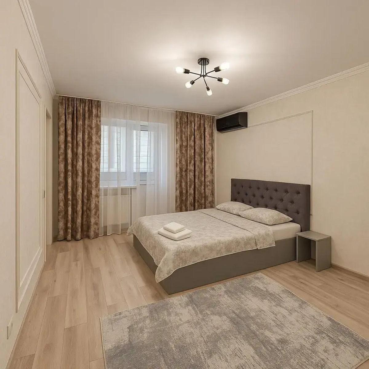 Апартаменты на Проспекте Тауке Хана 95а