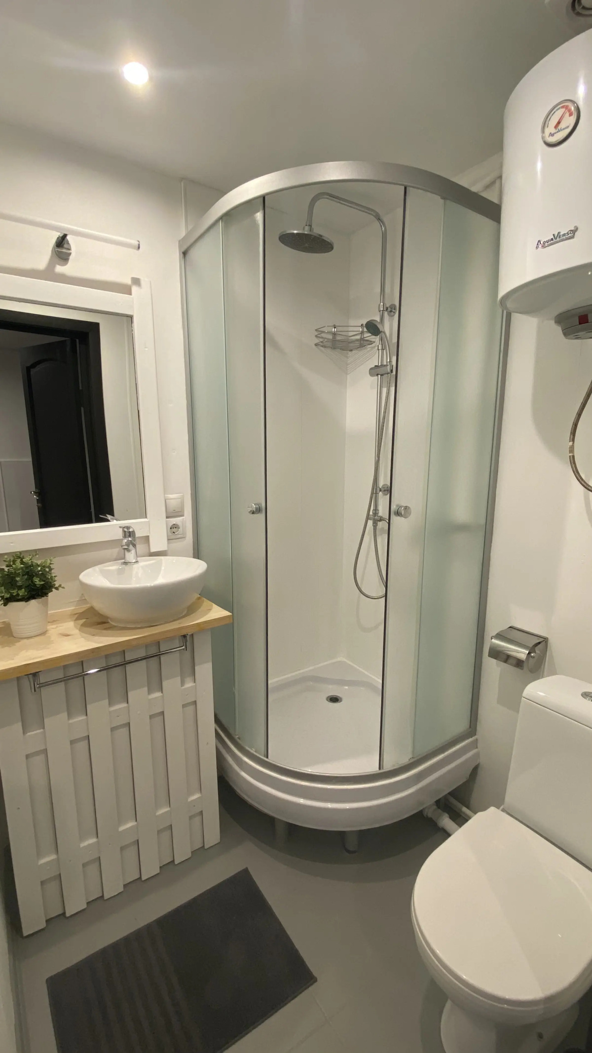 Апартаменты Серебрянический 17