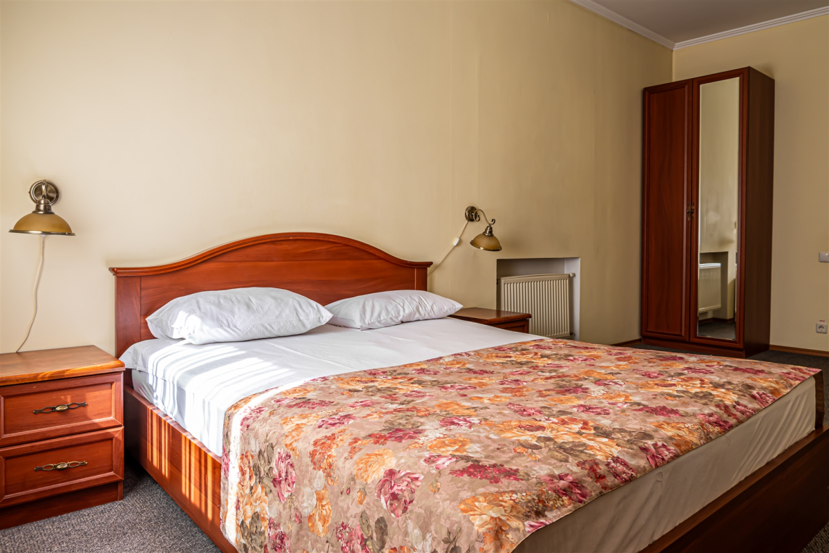 Отель Респект