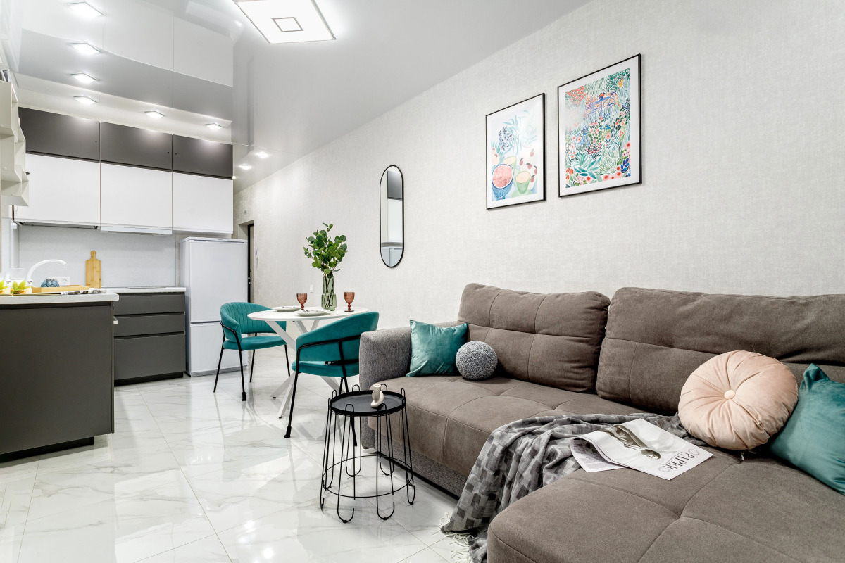 Апартаменты UzorApart Комфортная студия в центре с потрясающим видом на море