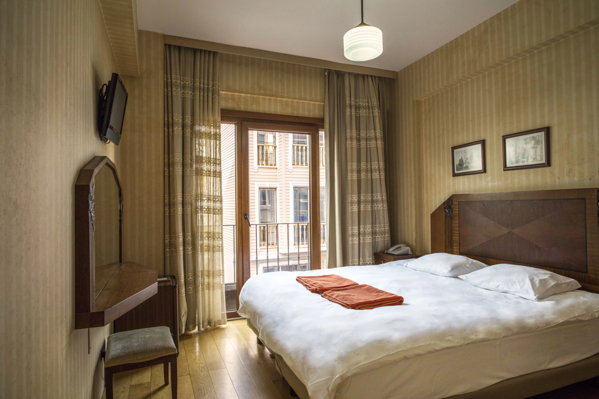 Хостел Bucoleon