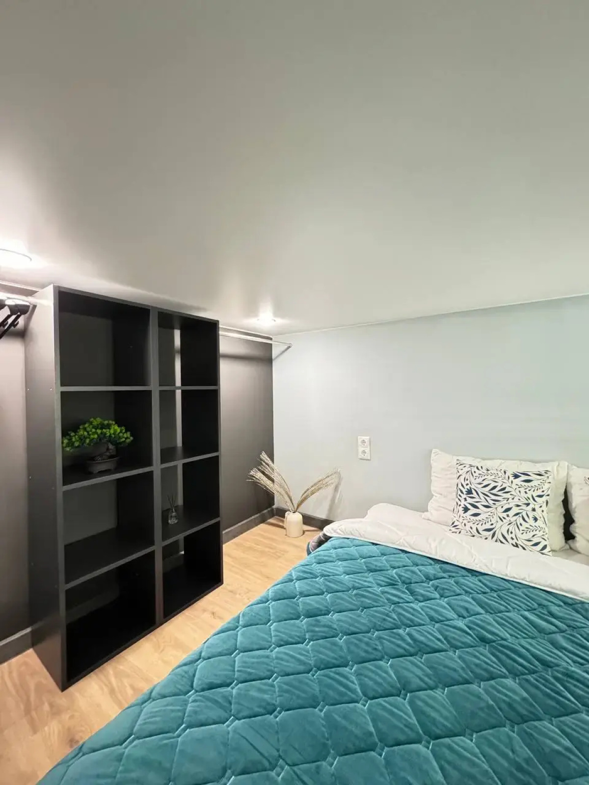 Двухуровневые Апартаменты на Нагорной с красивым видом из окна