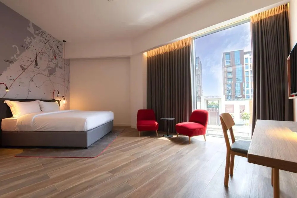 Отель IntercityHotel Dubai Jaddaf Waterfront