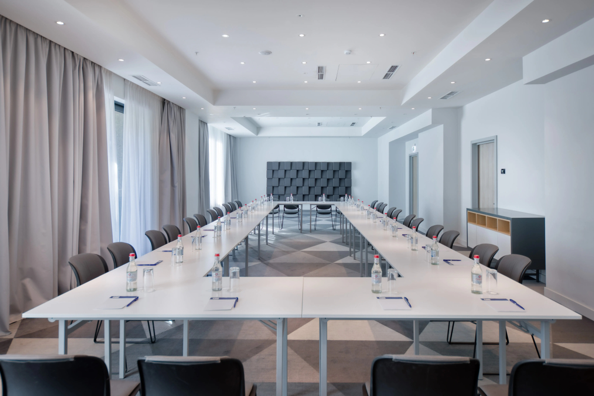 Holiday Inn Express - Yerevan by IHG
