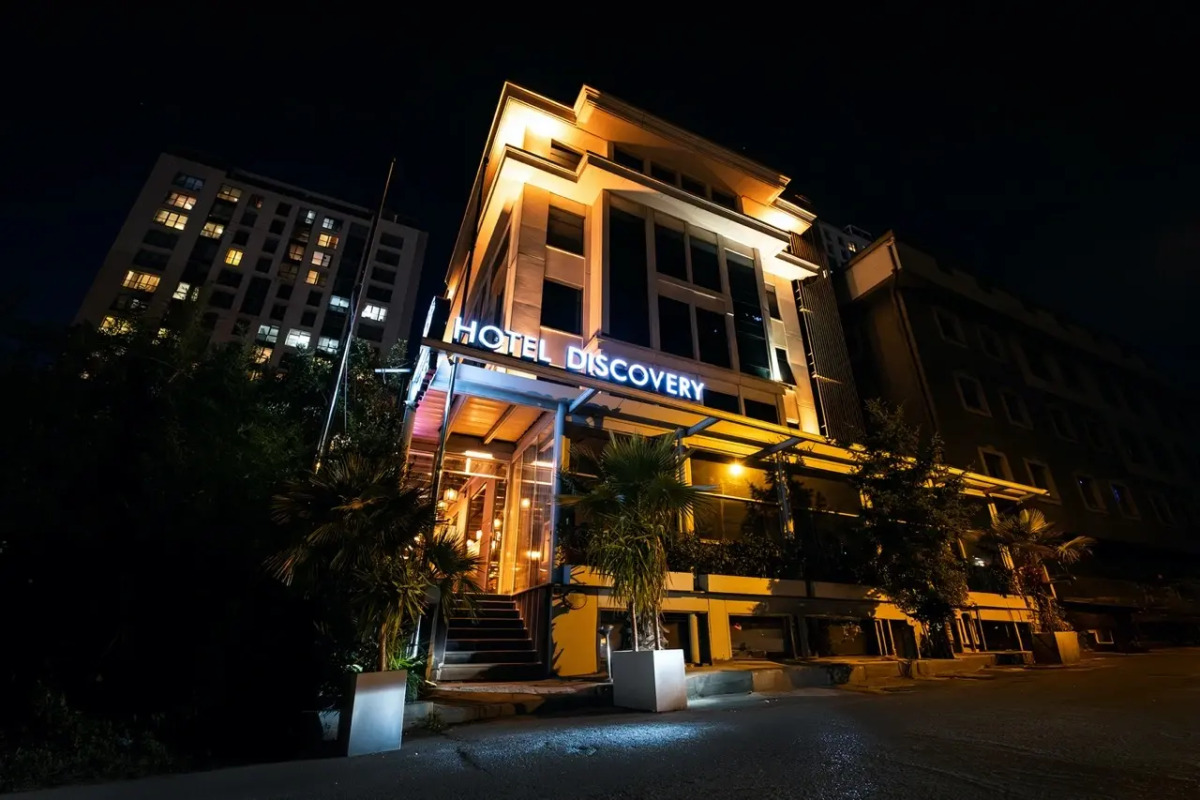 Discovery Hotel