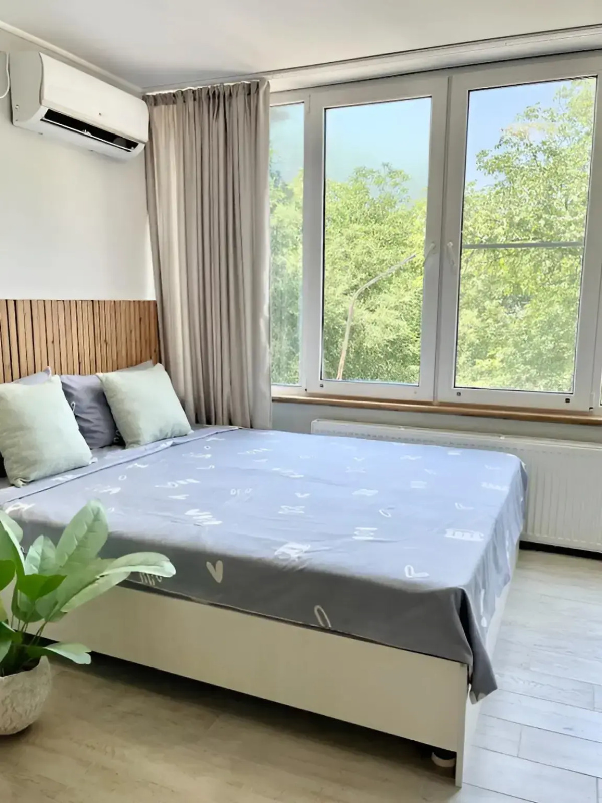 Квартира на Юлиуса Фучика 3 Солнечная