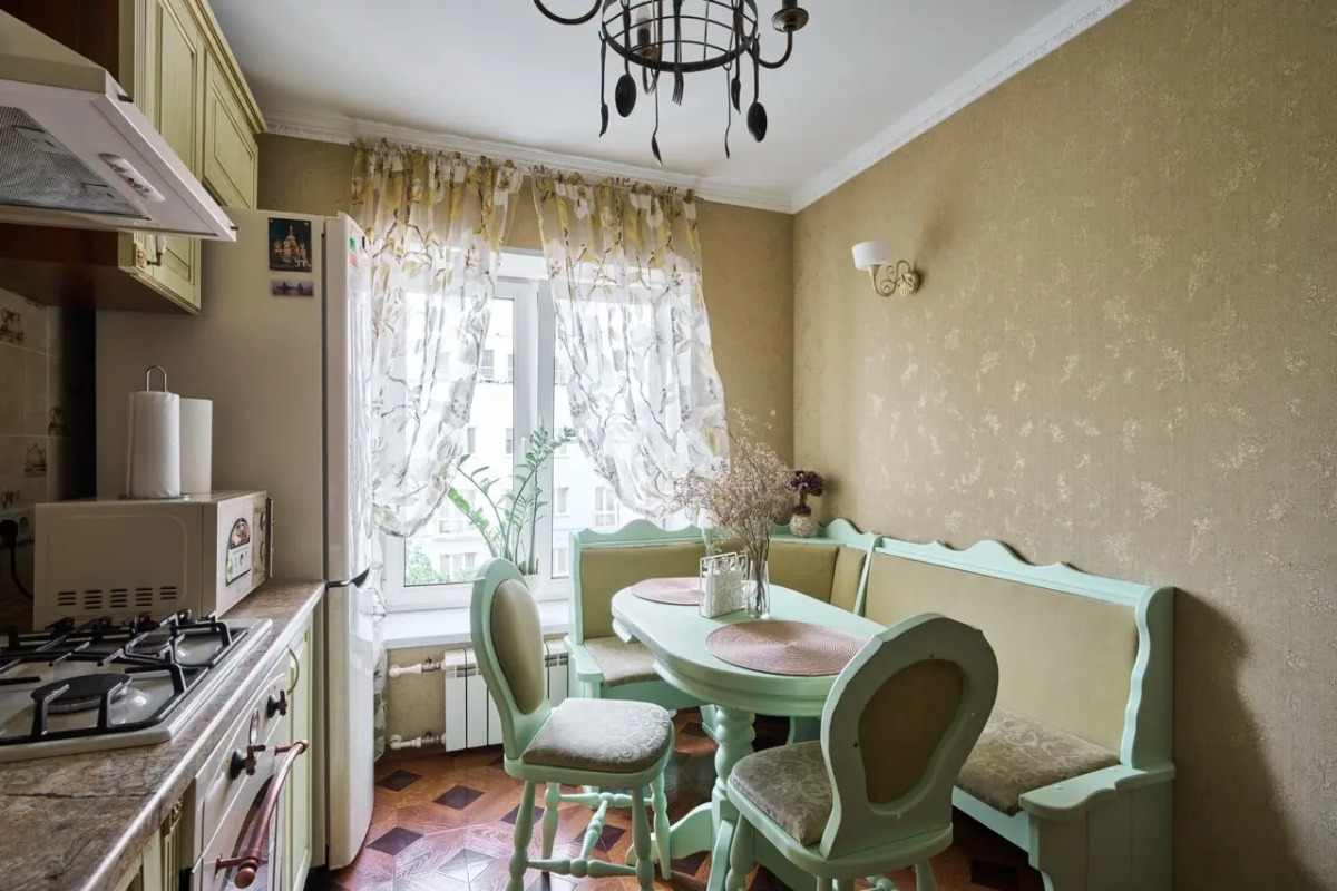 Apartamentyi Na Gazetnom Pereulke 1/12