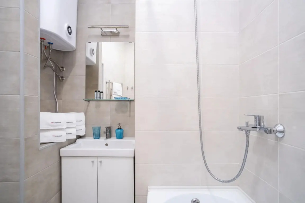 Апартаменты RED APARTMENTS Арт Лайт Дойл