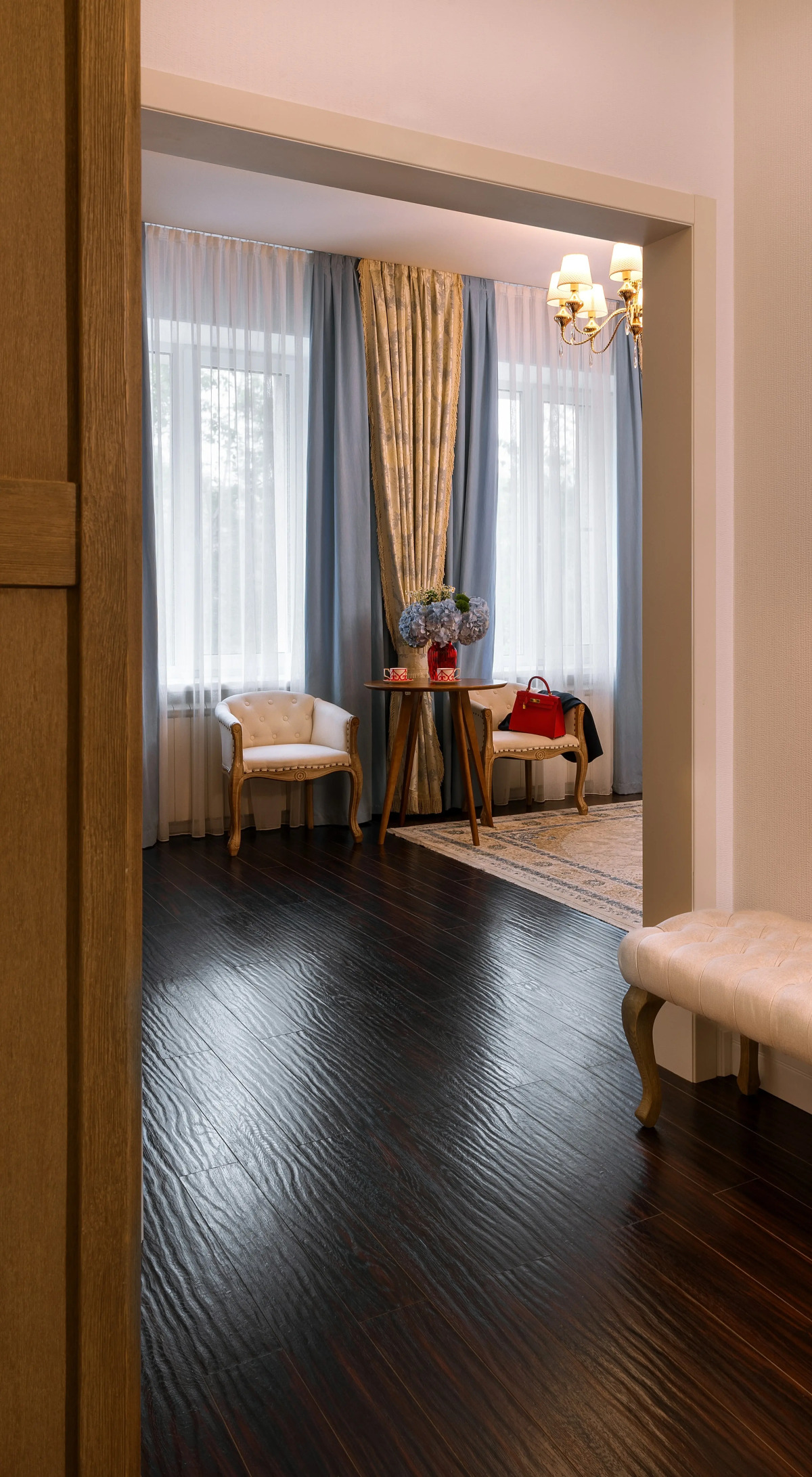 Отель Реавиль