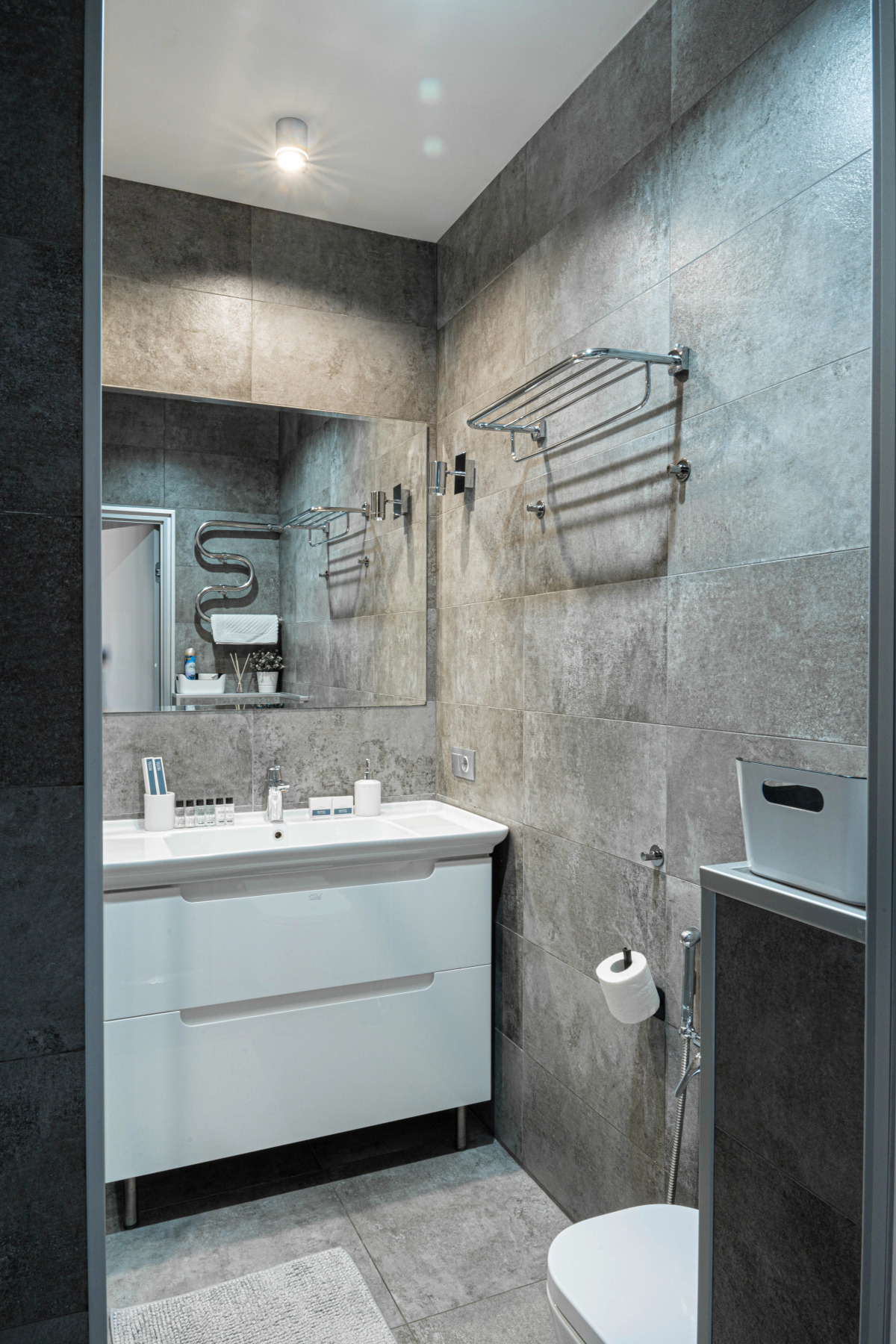 Апартаменты Lalapart Wooden Loft с дизайнерским ремонтом в ЖК Лайнер