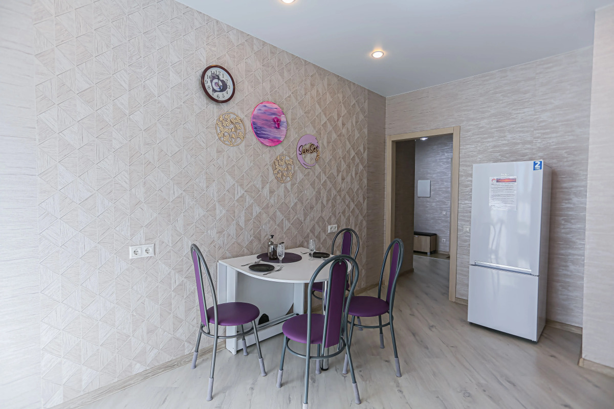 Апартаменты SanSet на Маршала Баграмяна 4