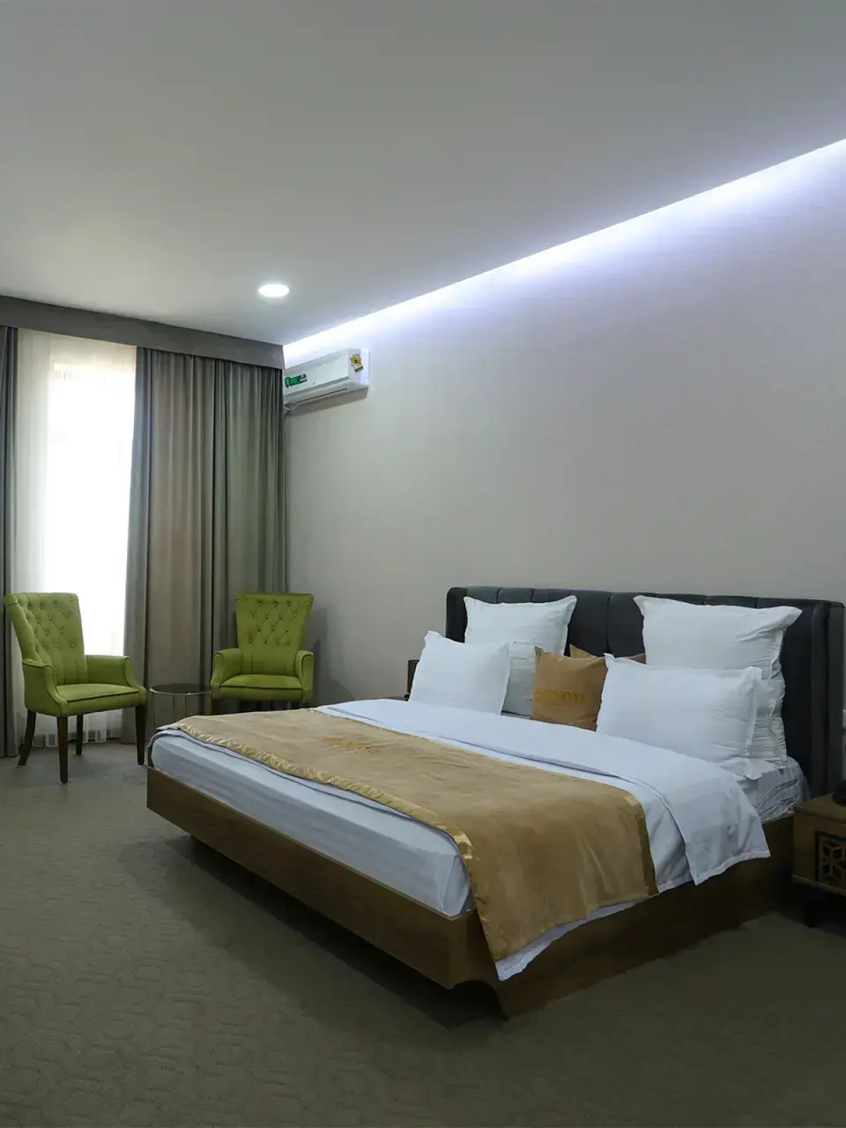 Отель Dunyo Palace