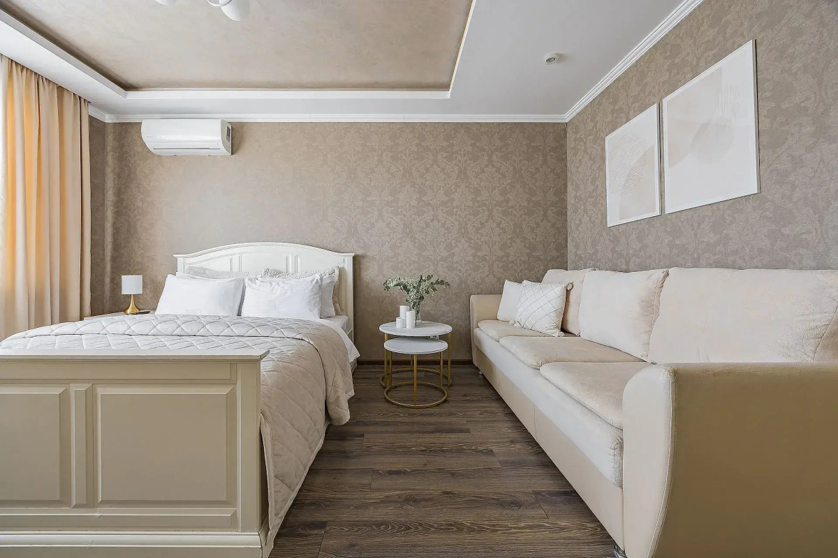 Апартаменты на Карла Маркса 62, с видом на Волгу. м.Стрелка. Сова-Дом