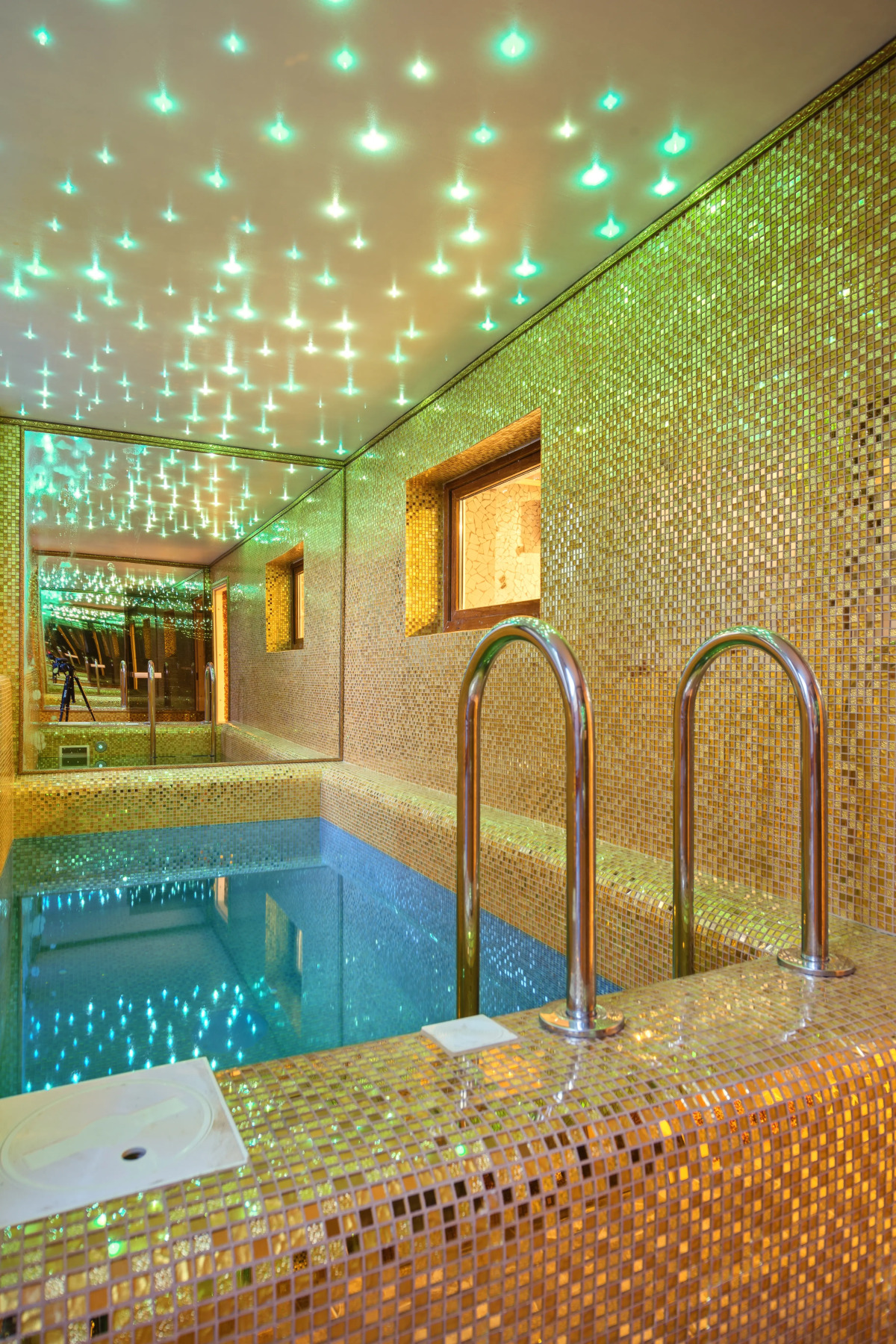 Отель Эксклюзив Корпуса 2,3