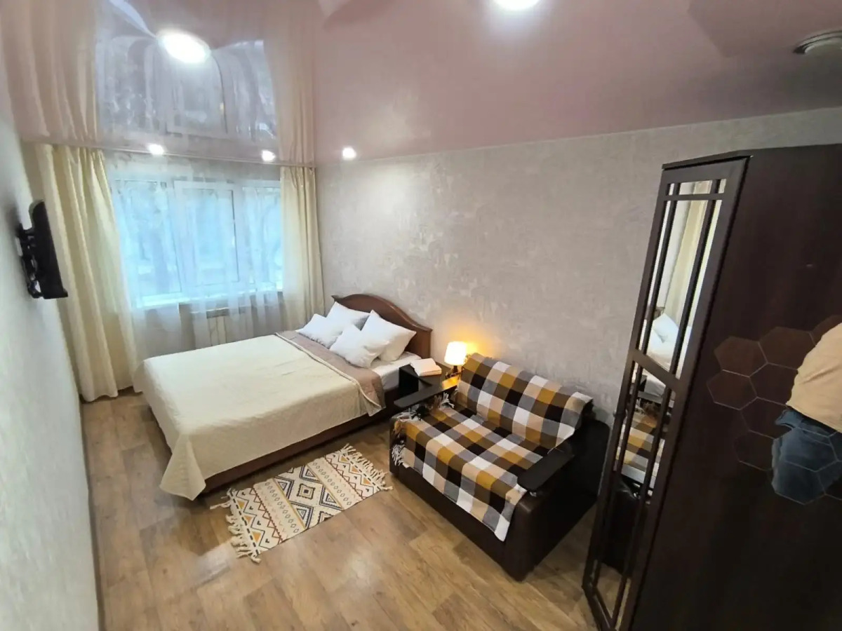 Апартаменты Октябрьской революции