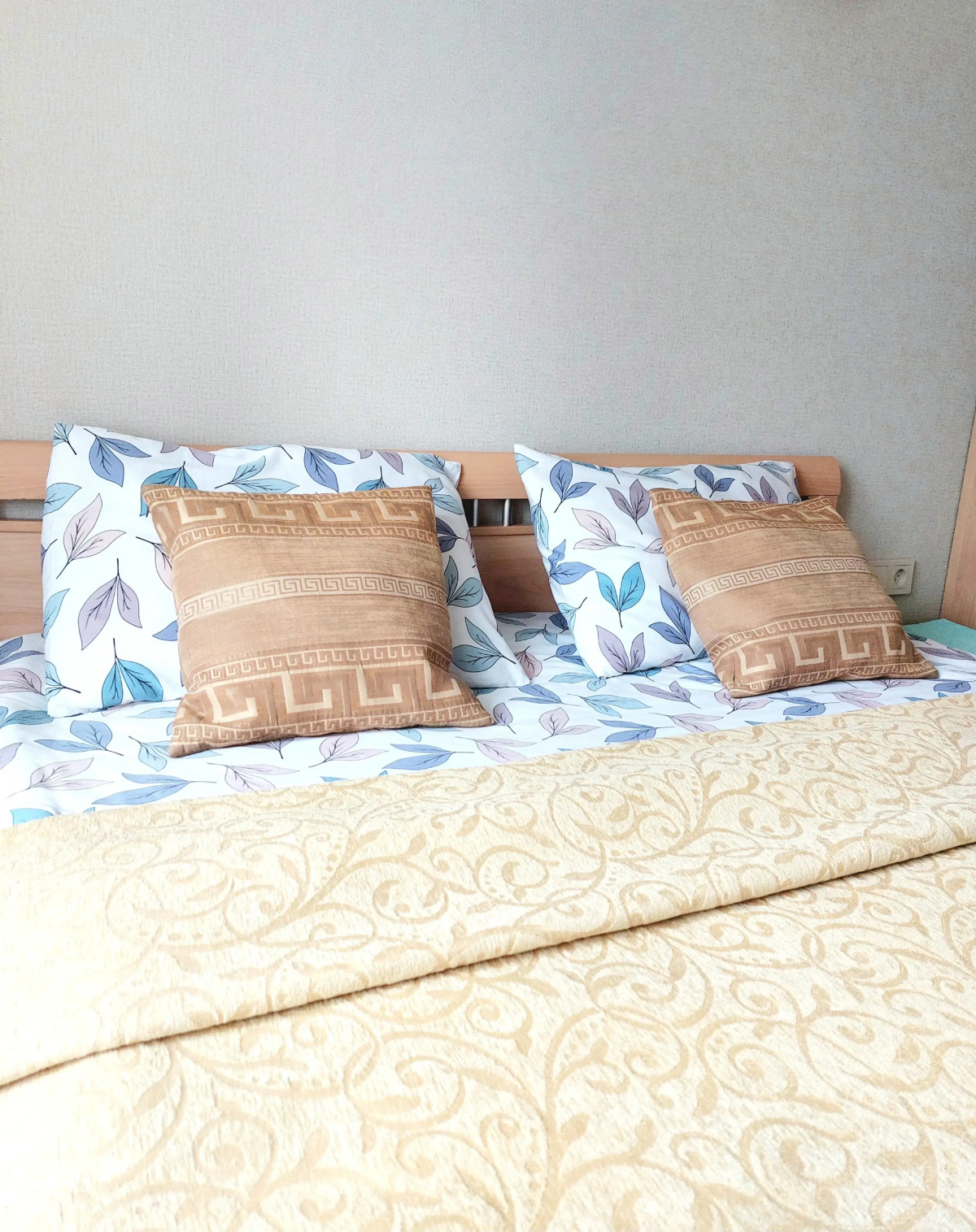 Апартаменты Рядом с центром на Татищева 53