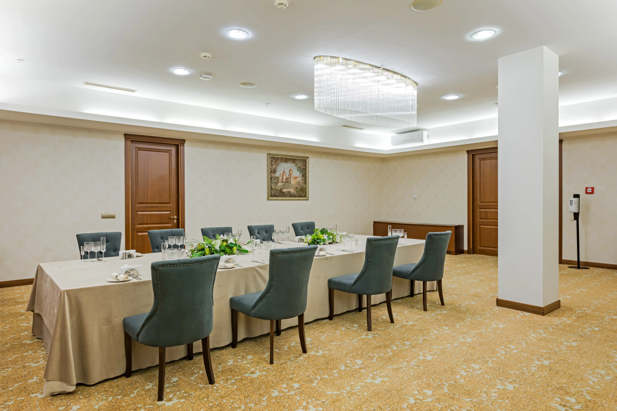 Отель Президент