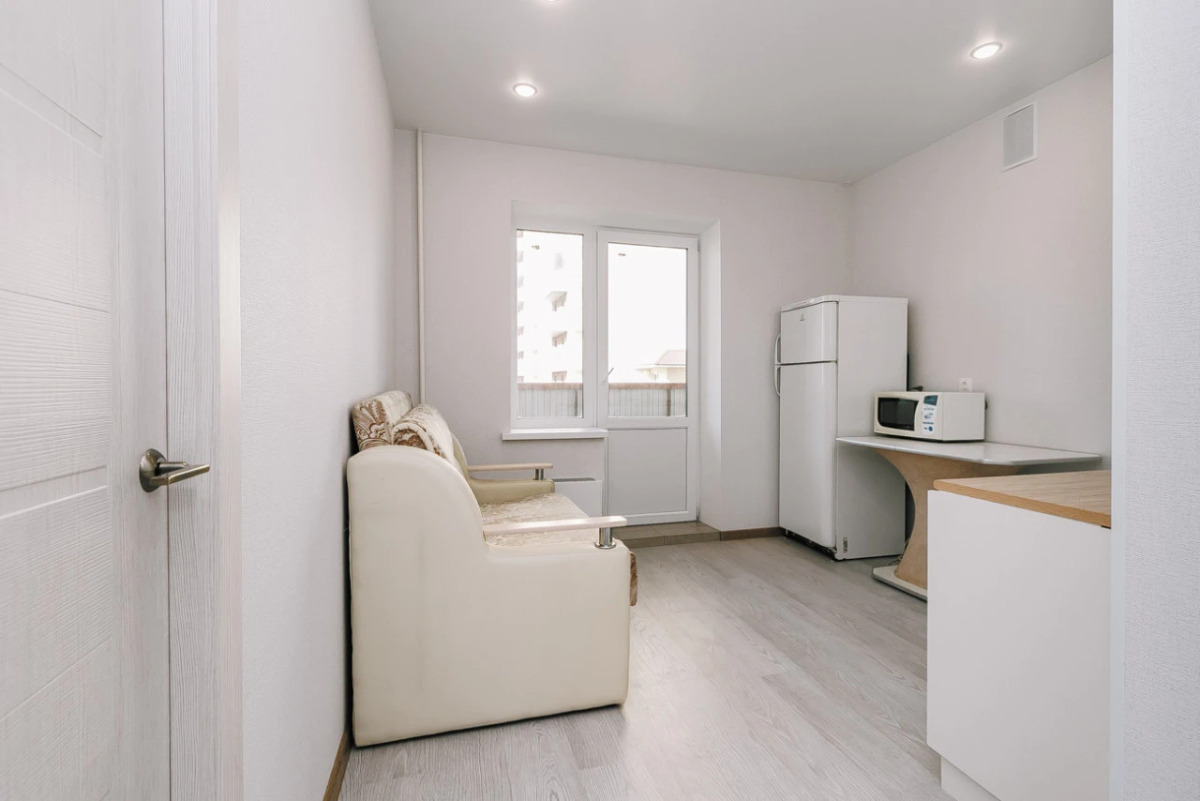 Апартаменты Уютная квартира не далеко от метро на Виктора уса