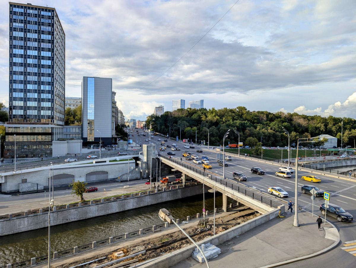 Квартира Свободна - Огромная квартира на реке Яуза