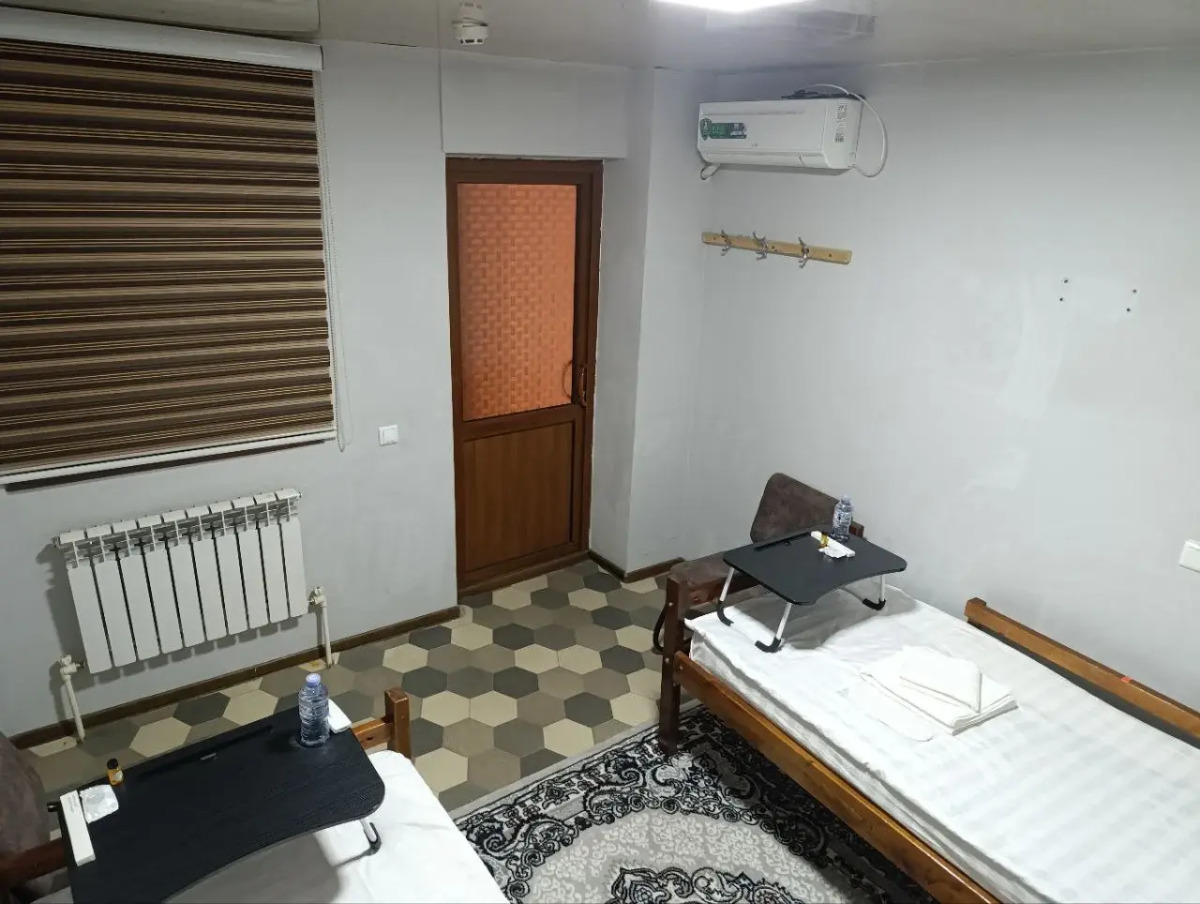 Хостел Caravan Hostel