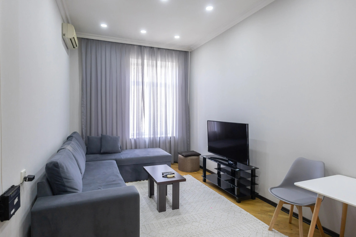 Апартаменты Односпальные с Гостиной в Центре Города