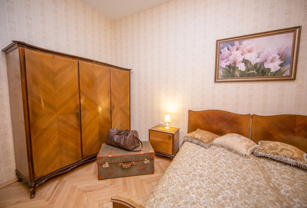 Апартаменты St. Isaak's 4 bedroom & 3 bathroom
