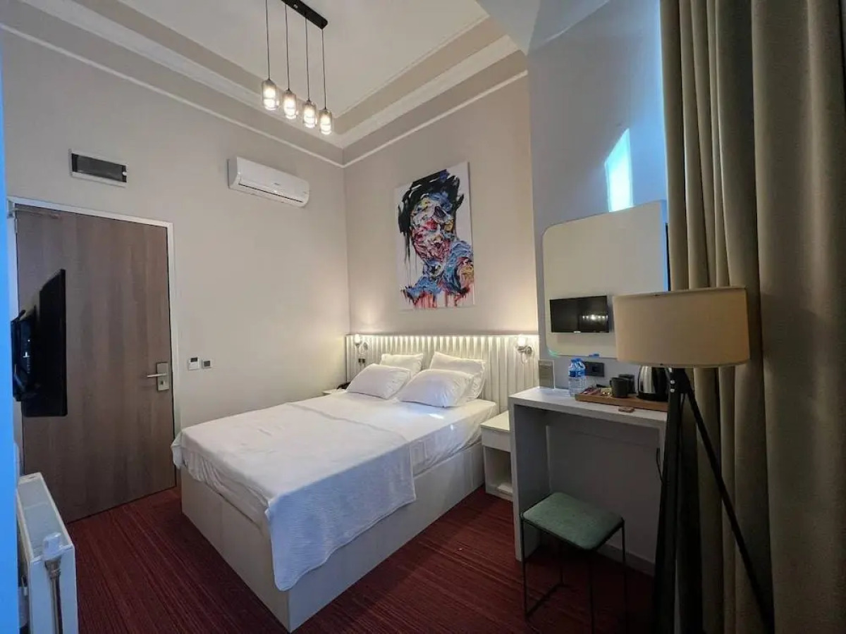 Отель Rafinn Hotel