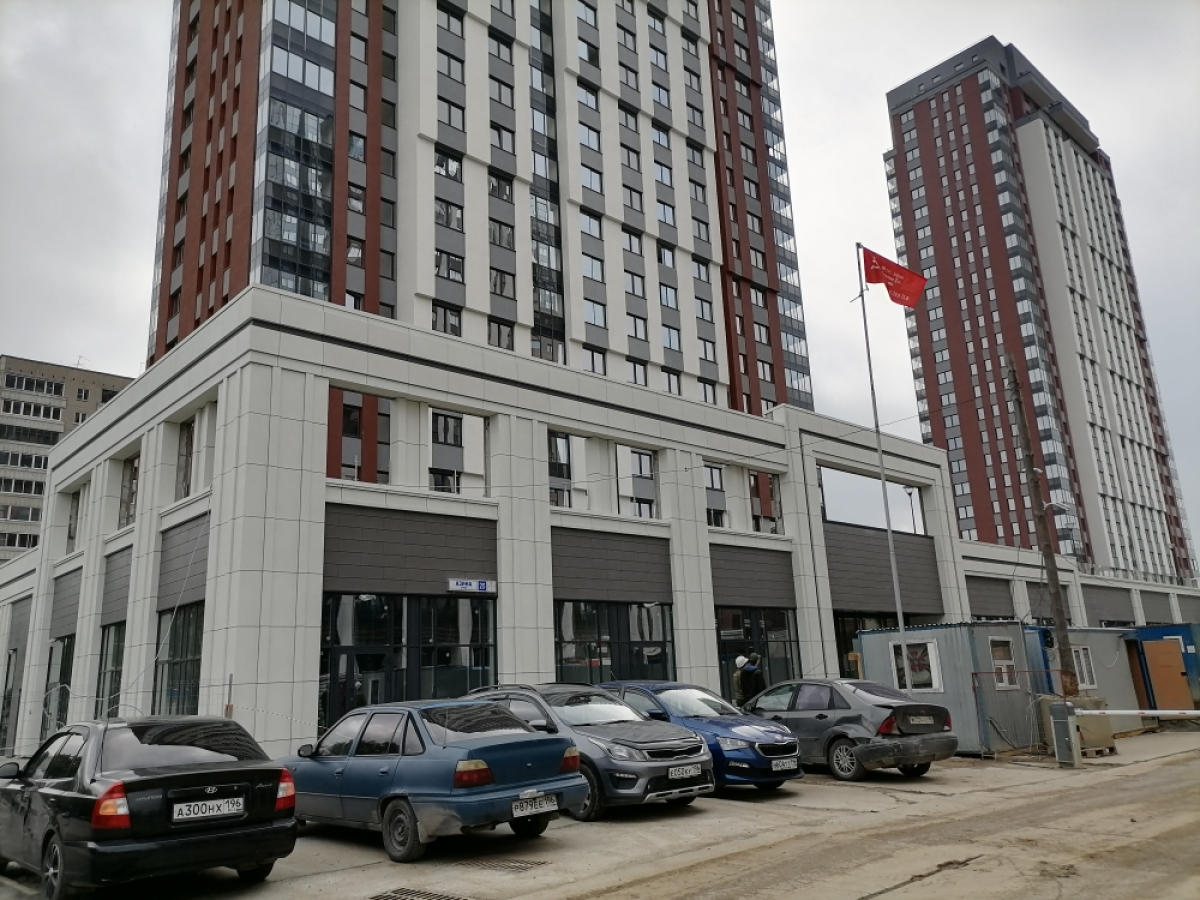 Квартира на Азина 25