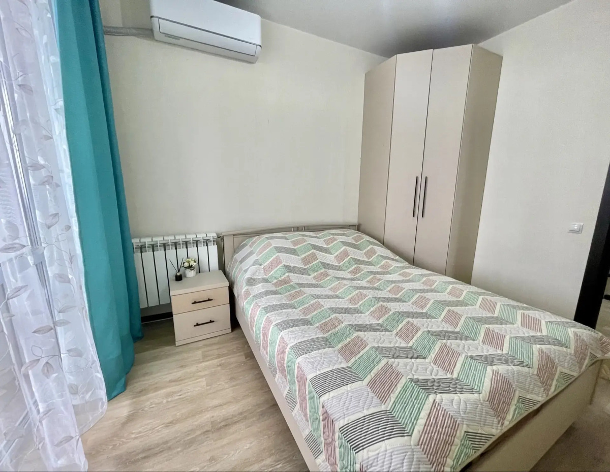 Апартаменты Атмосфера Можжевеловая 18