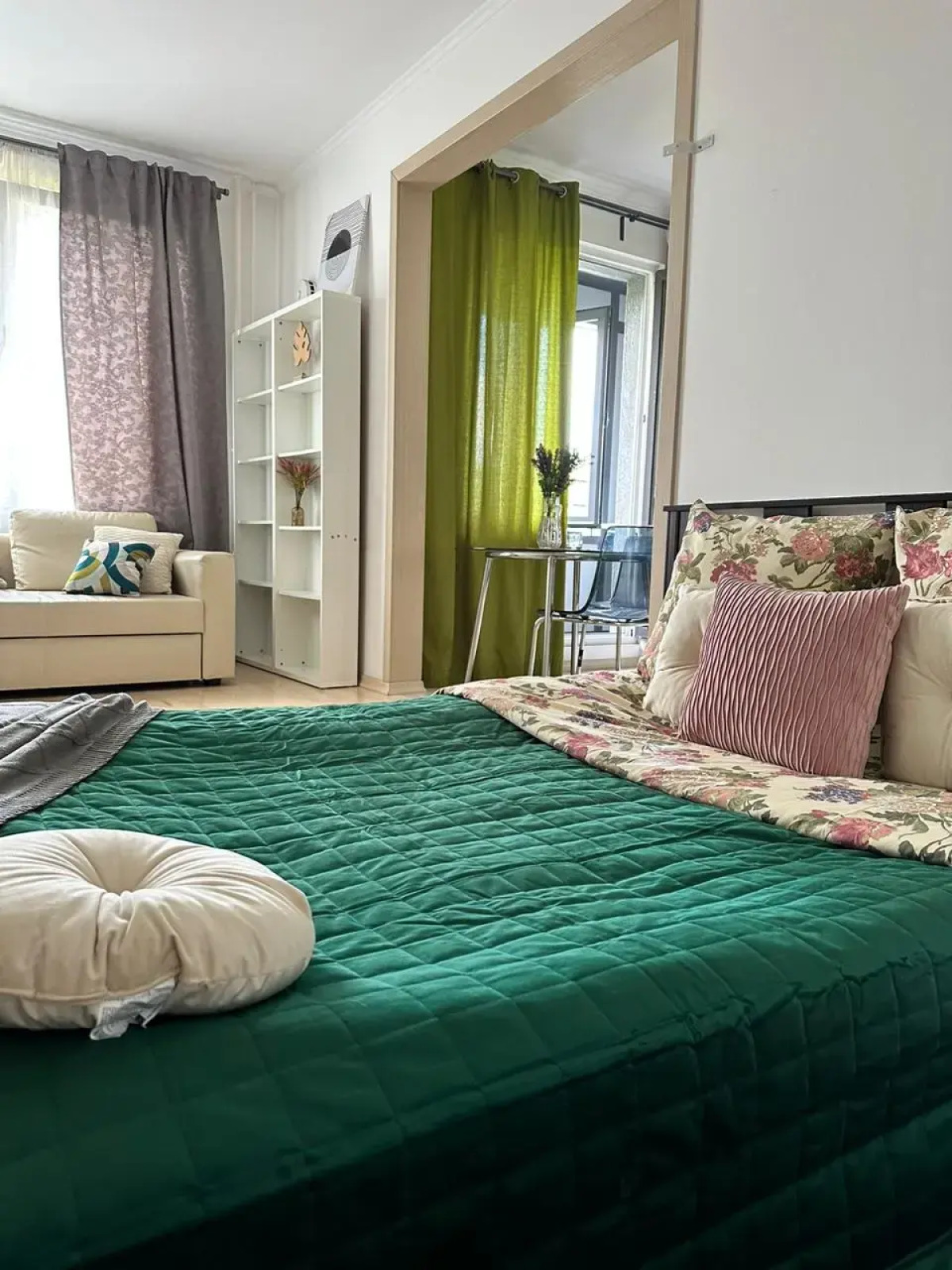 Апартаменты однокомнатные Live Petrogradka