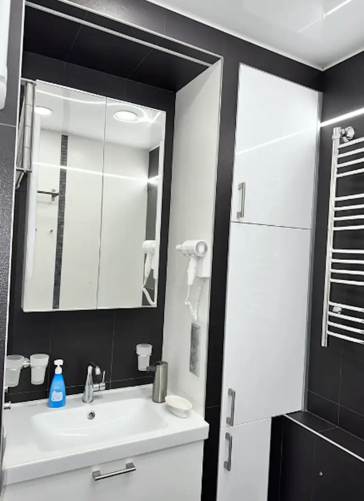 Квартира 3-комнатная  премиум-класса в центре у метро