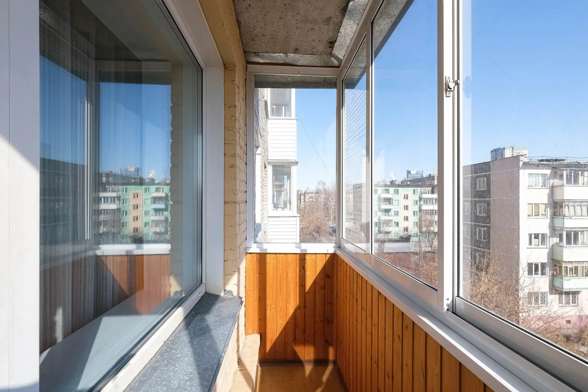 Квартира 1 комнатная на Челюскинцев 14-158