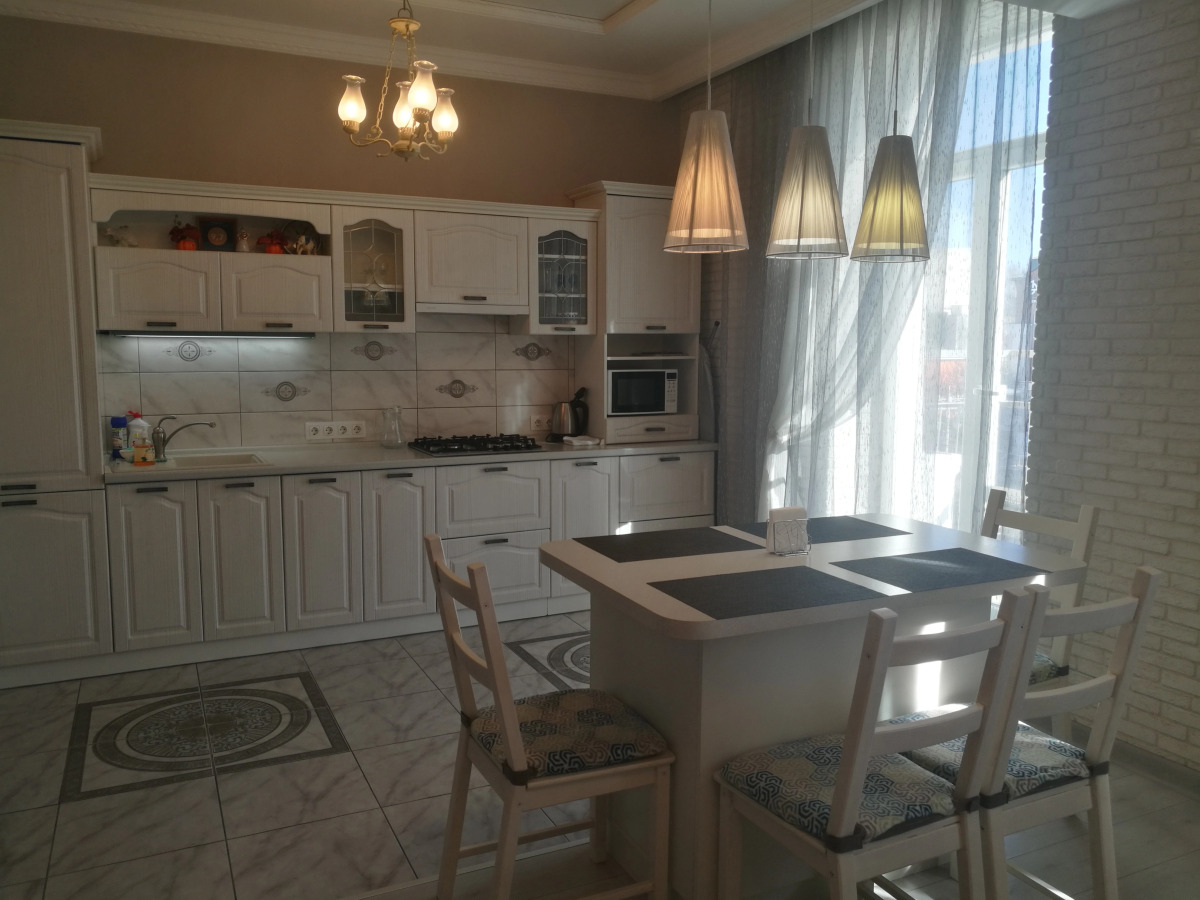 Апартаменты на Дворянской