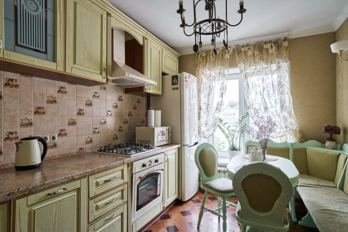 Apartamentyi Na Gazetnom Pereulke 1/12