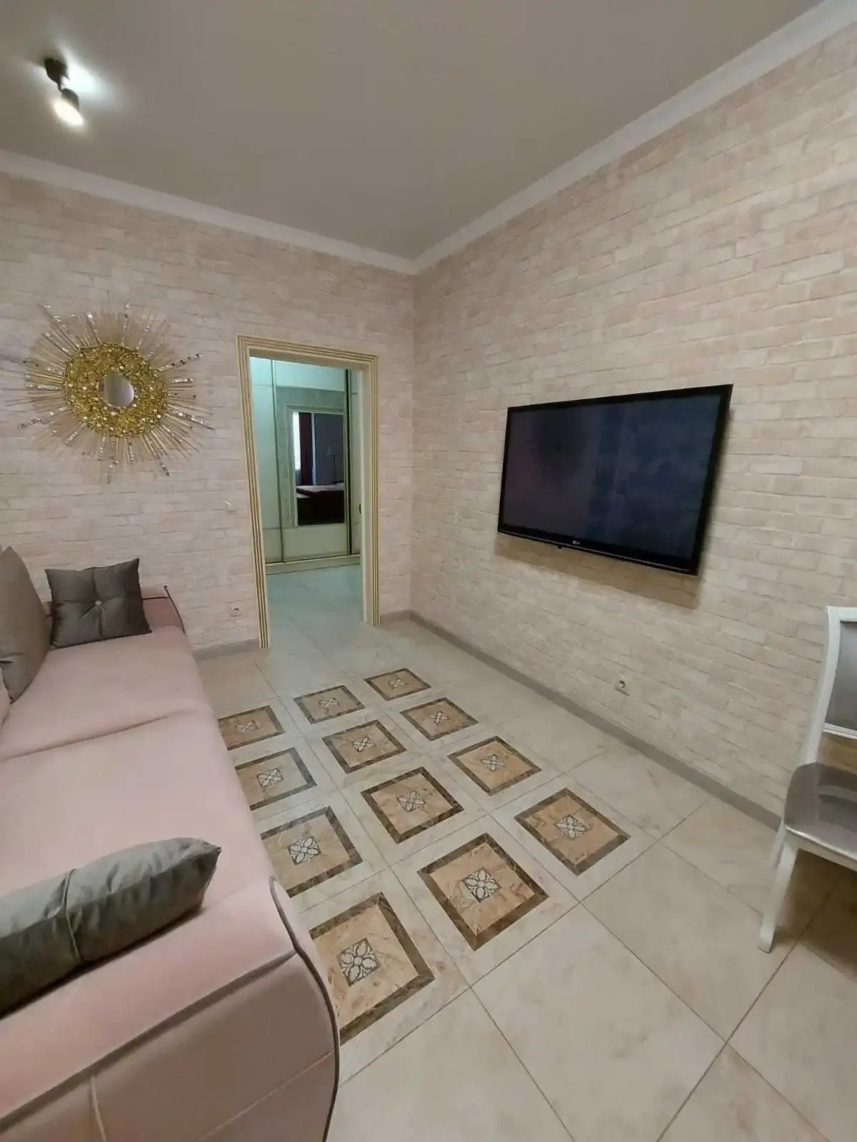 Апартаменты 5 звезд на Билара Кабалоева