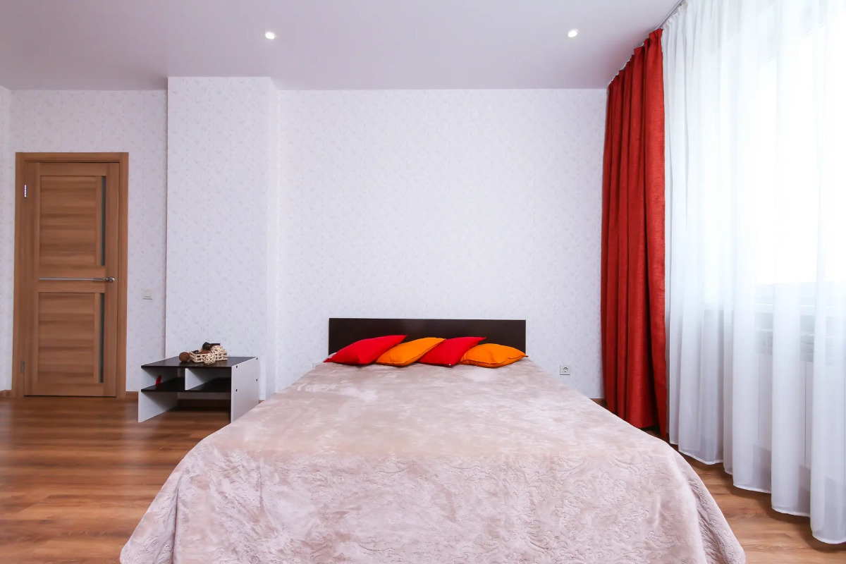 Апартаменты Фрунзе 49/2 этаж 4