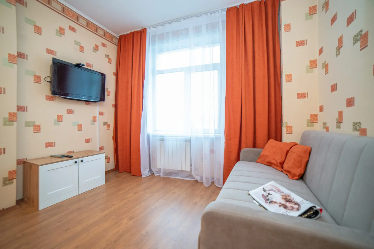 Апартаменты Радищева 12 трехкомнатная