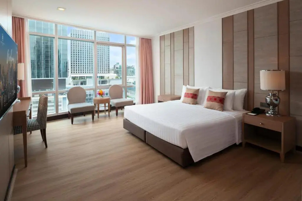 Отель The Berkeley Hotel Pratunam