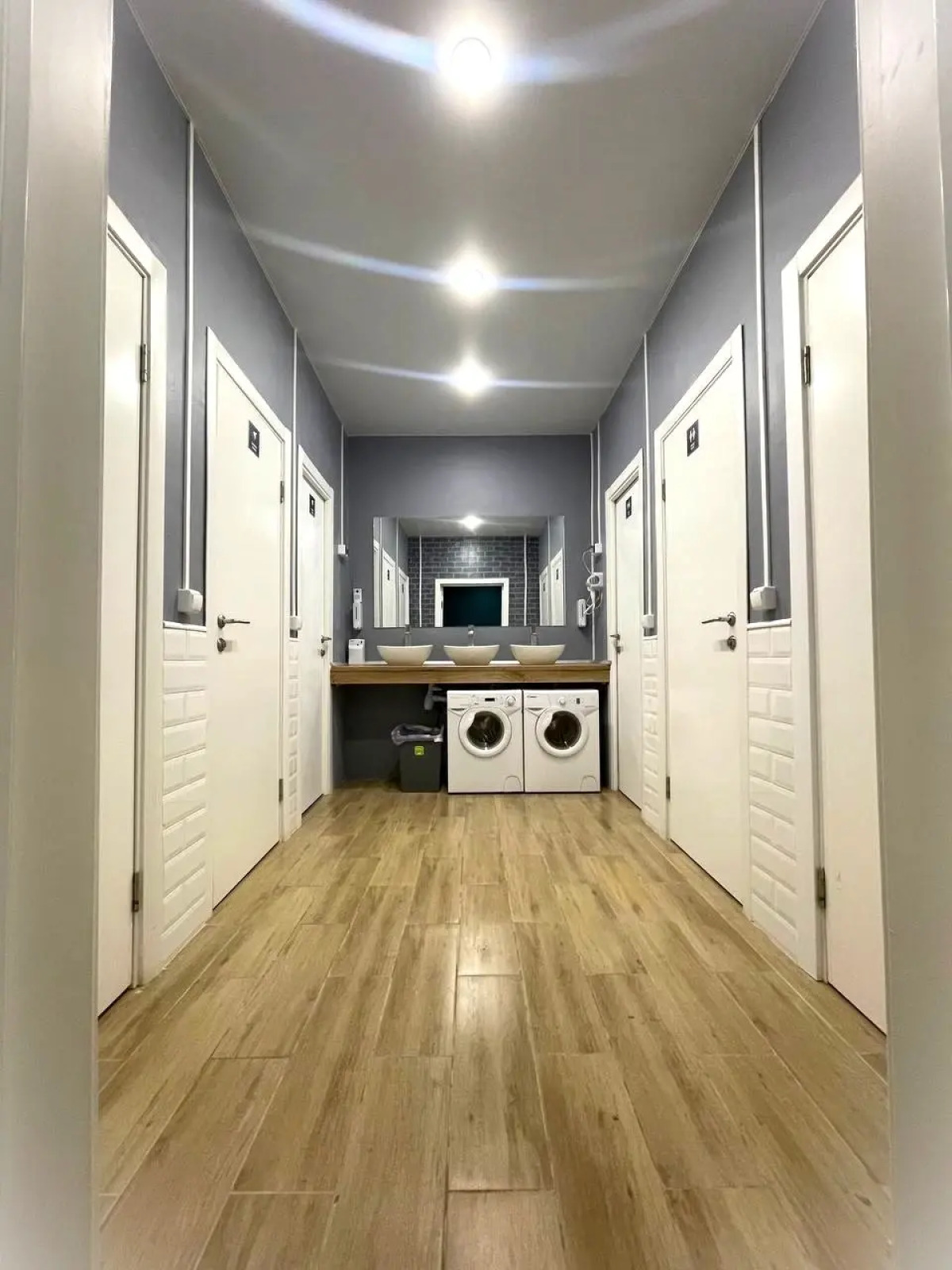 Хостел Moon Sky 24/7