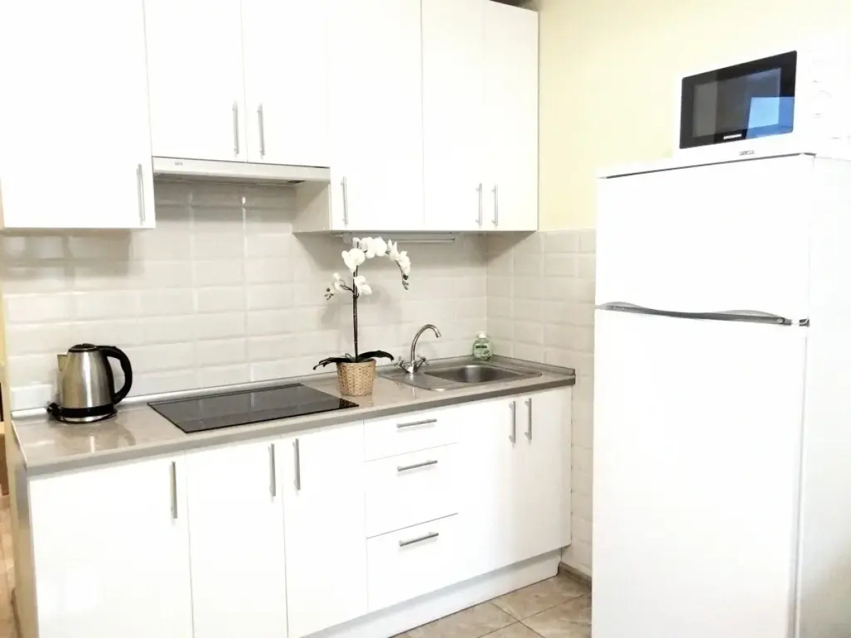 Апартаменты Студия с Балконом и Видом на Город Lesnaya