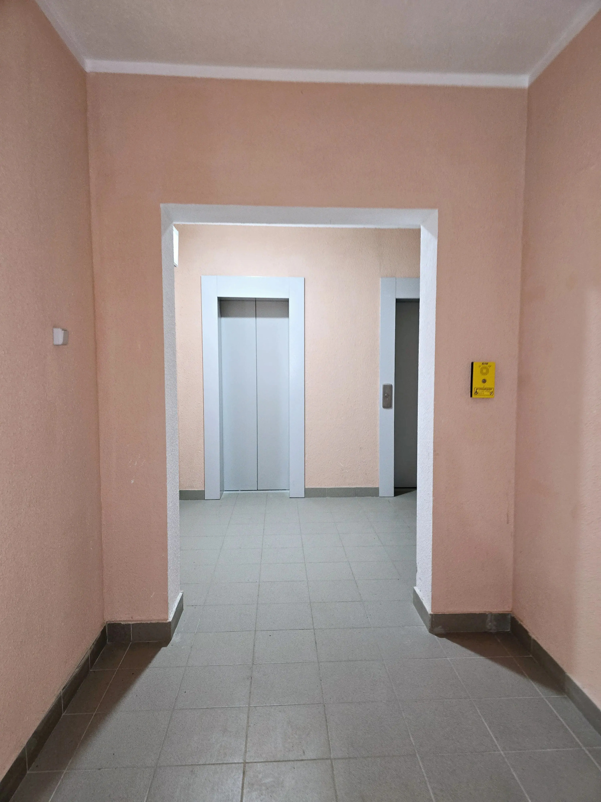 Квартира Айская 39
