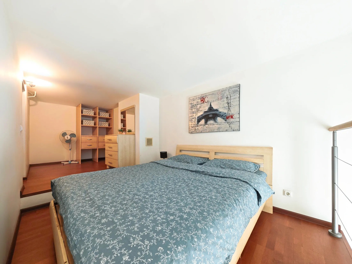 Апартаменты Невский 18 Николь и Мишель