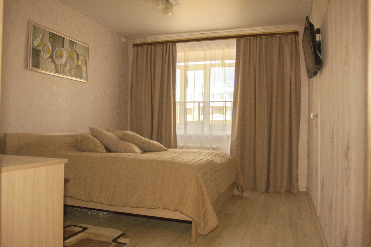 Апартаменты 2-комнатные с 1 спальней №1