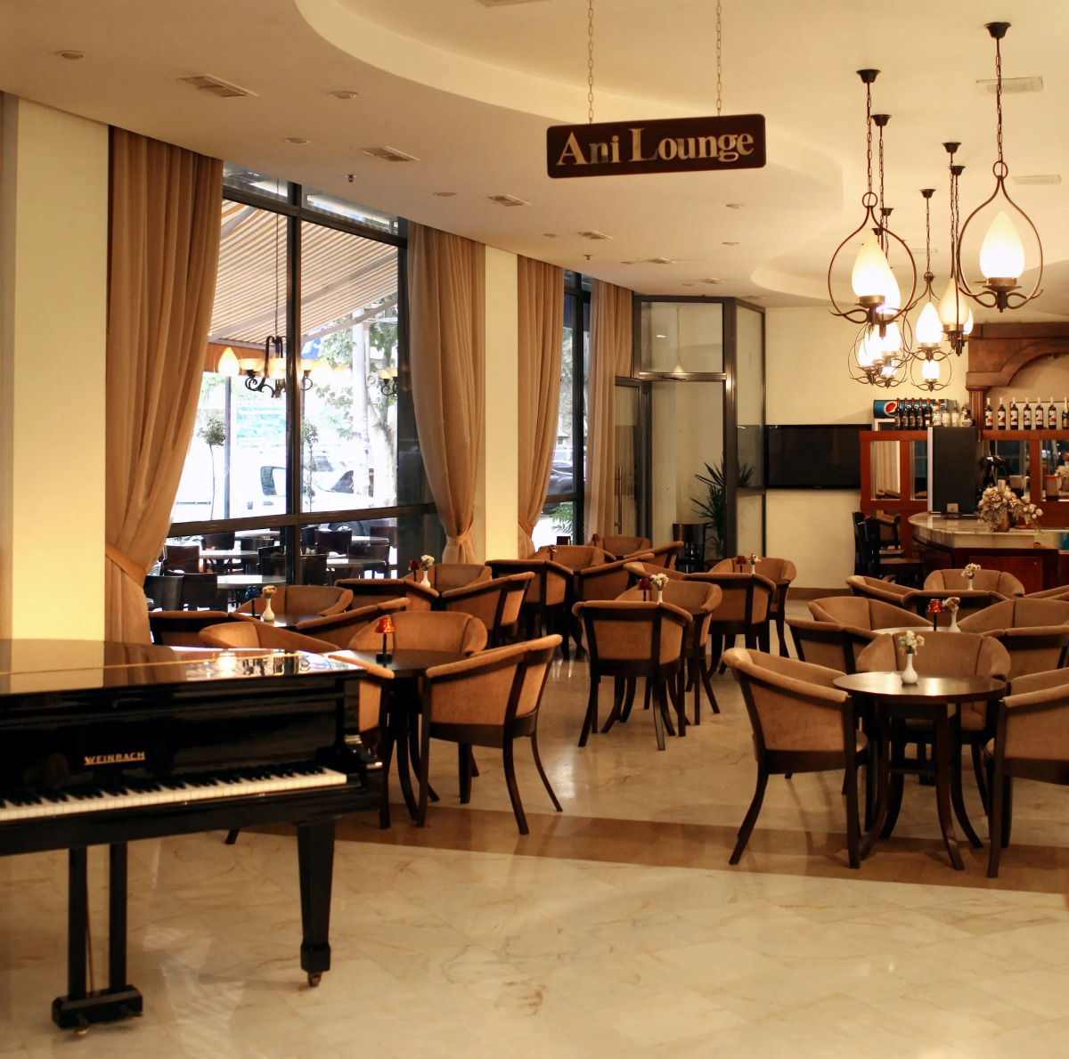 Отель Ани Плаза