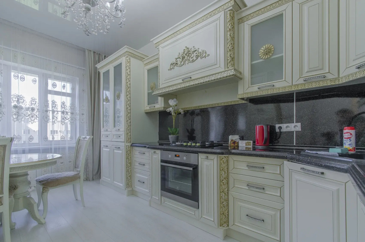 Апартаменты 4 комнатная на заливе