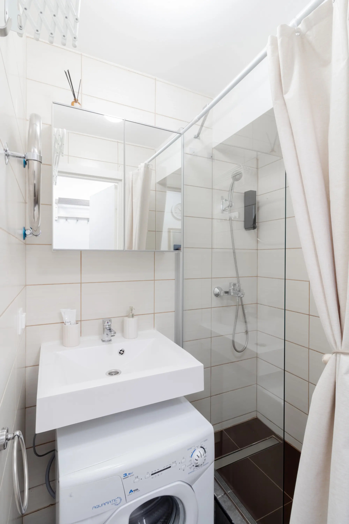 Апартаменты светлые и уютные 1-комнатные