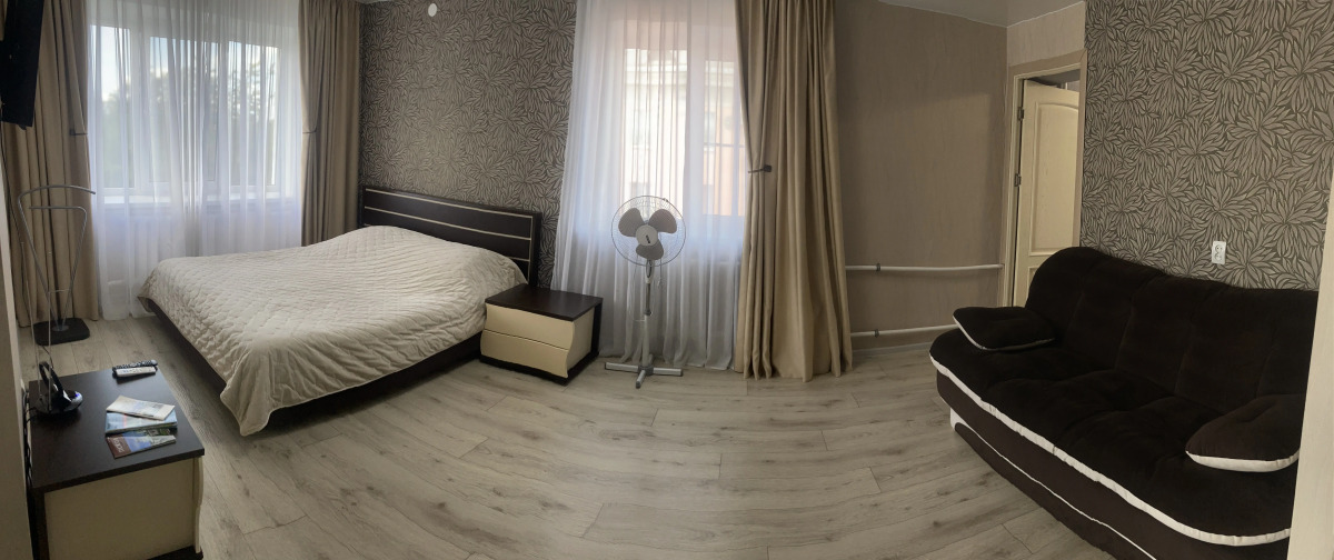 Апартаменты на площади Ленина