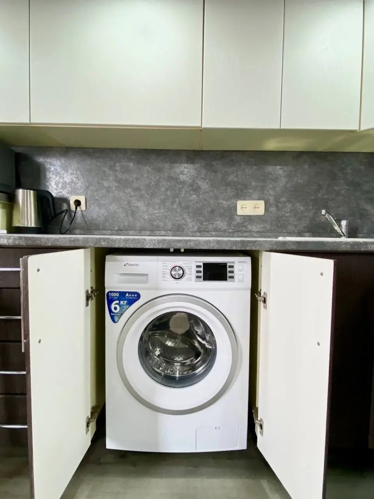 Квартира Просторная студия в центральной части города